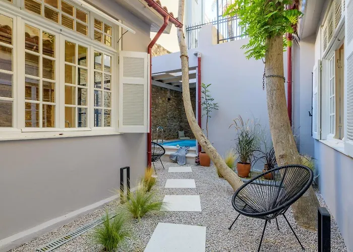 Incomparable Plaka\'S Luxury Apt Private Pool